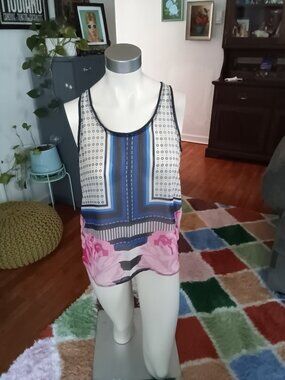🎆GAP sheer floral tank top in gray, blue & pink